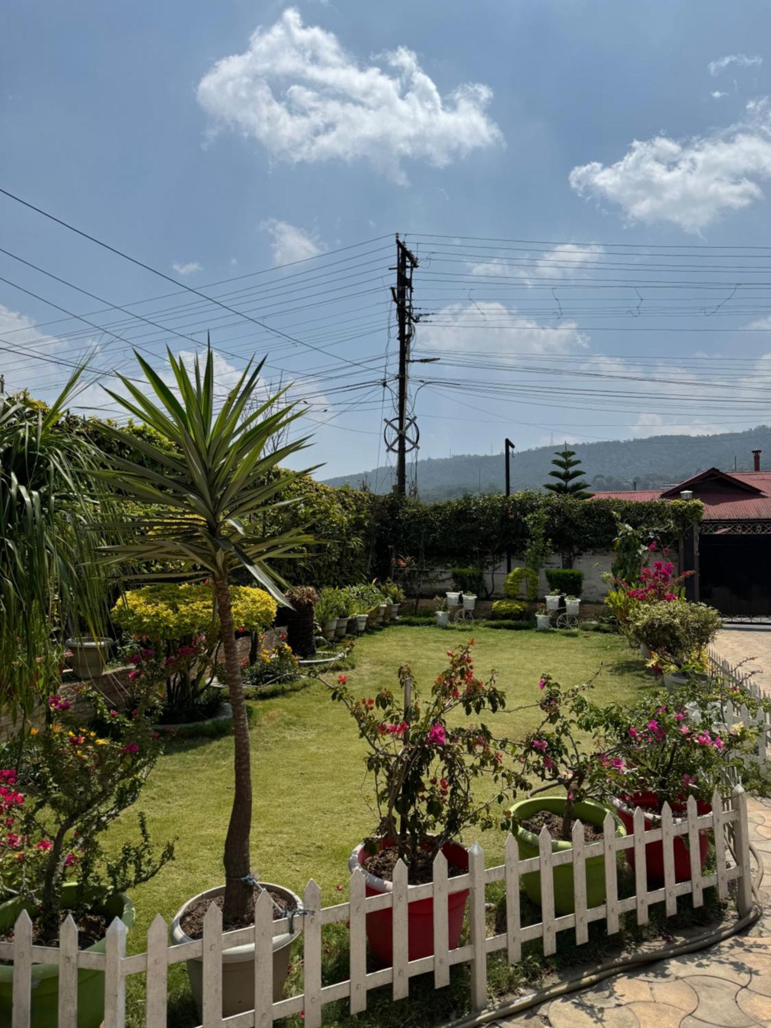 Fratelli Guest House Shillong Exterior photo