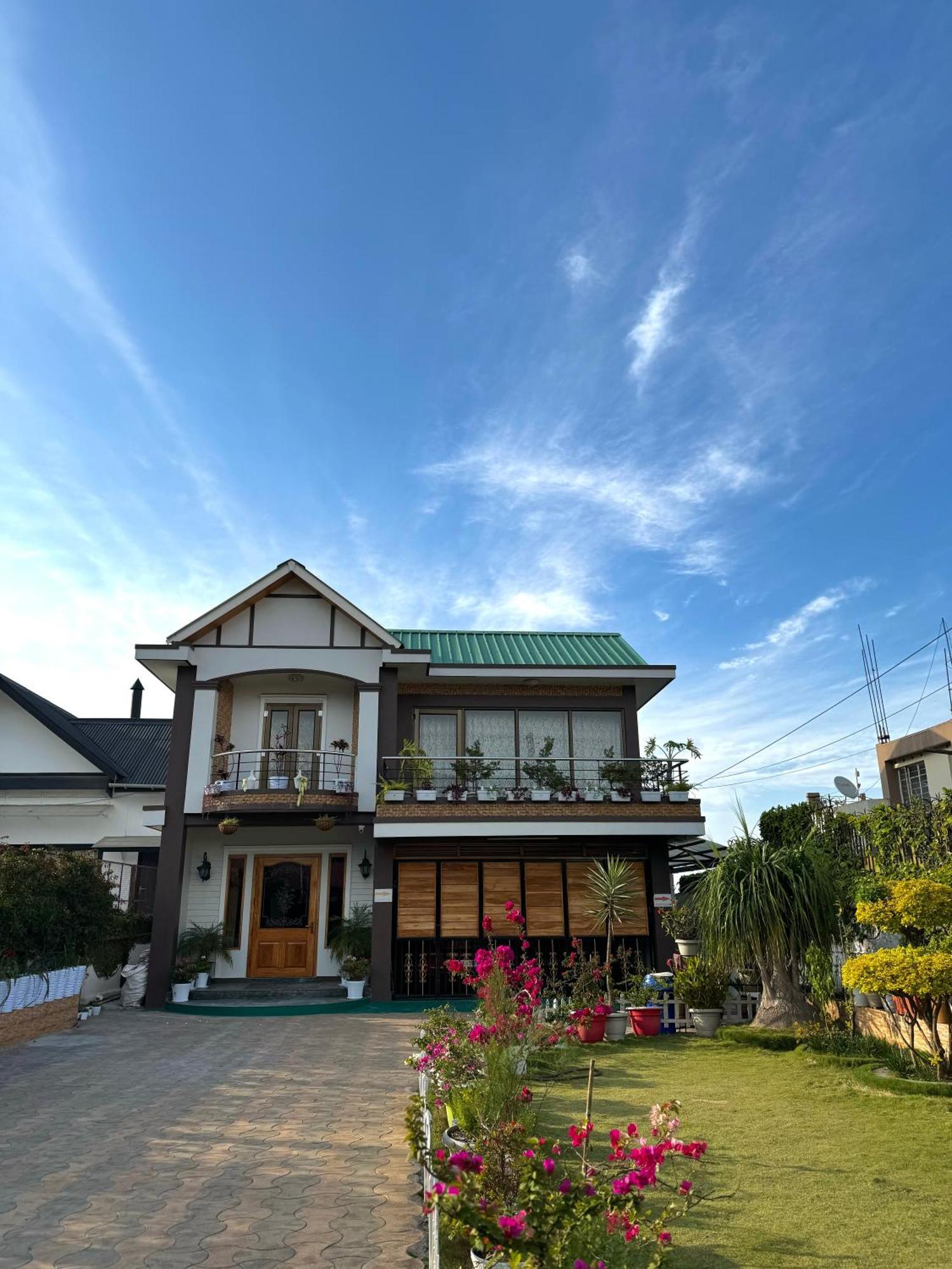 Fratelli Guest House Shillong Exterior photo